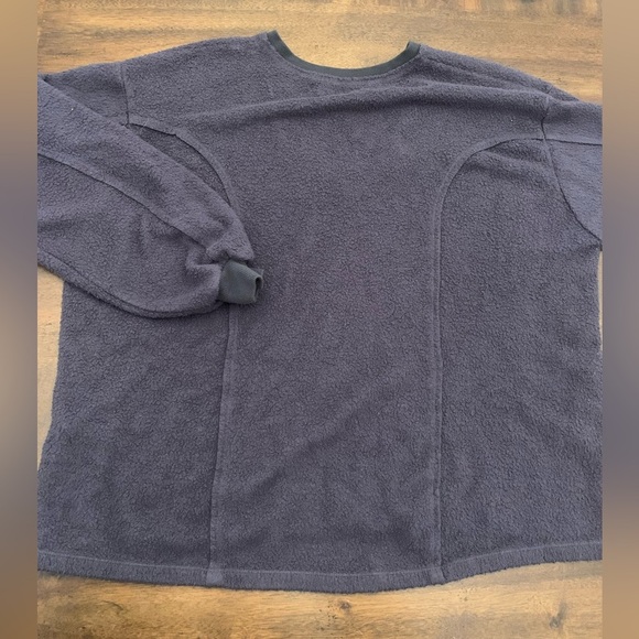 Urban Outfitters Top Women’s Small Charcoal Grey Comfy‎ Oversized - Picture 3 of 3